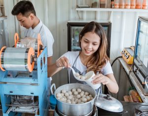 cara agar jualan bakso laris manis